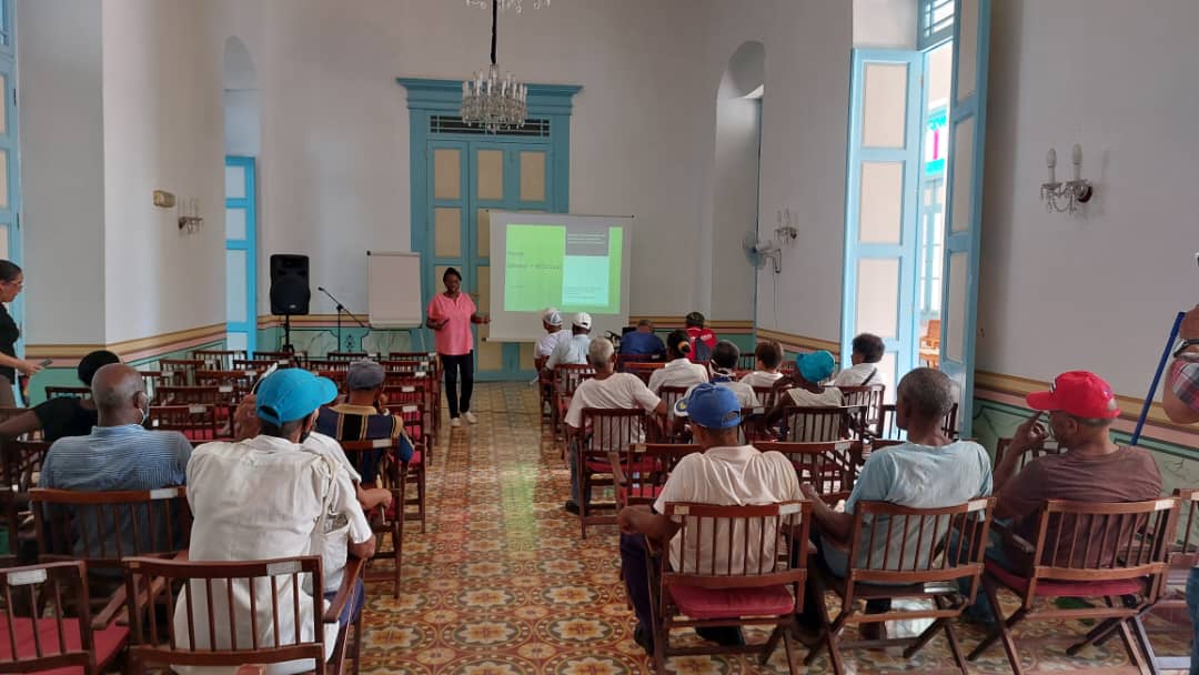 Taller sobre género y reciclaje